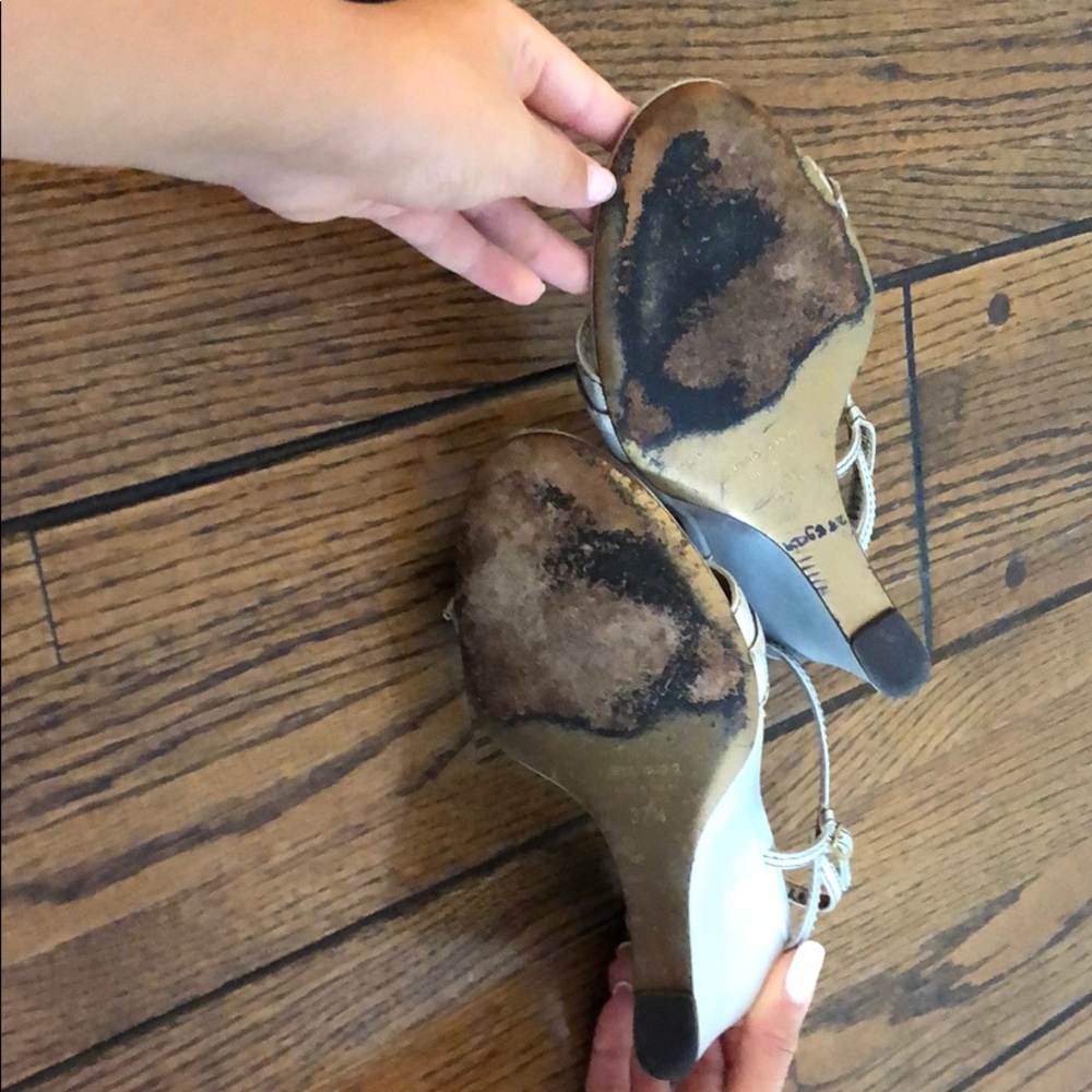 Shoes - Picture 4 of 7